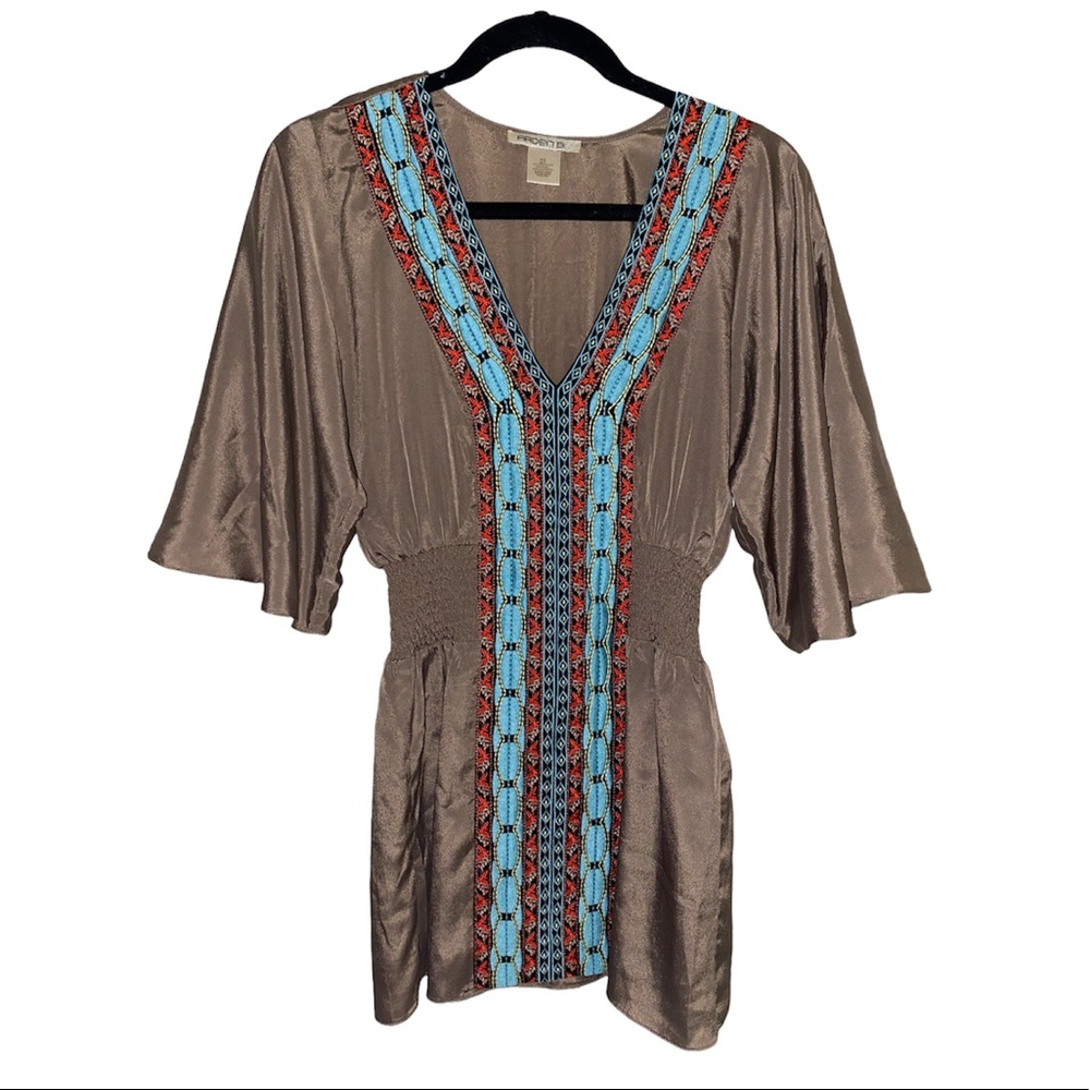 Arden B y2k, embroidered bohemian top, size XS, stretchy waist
